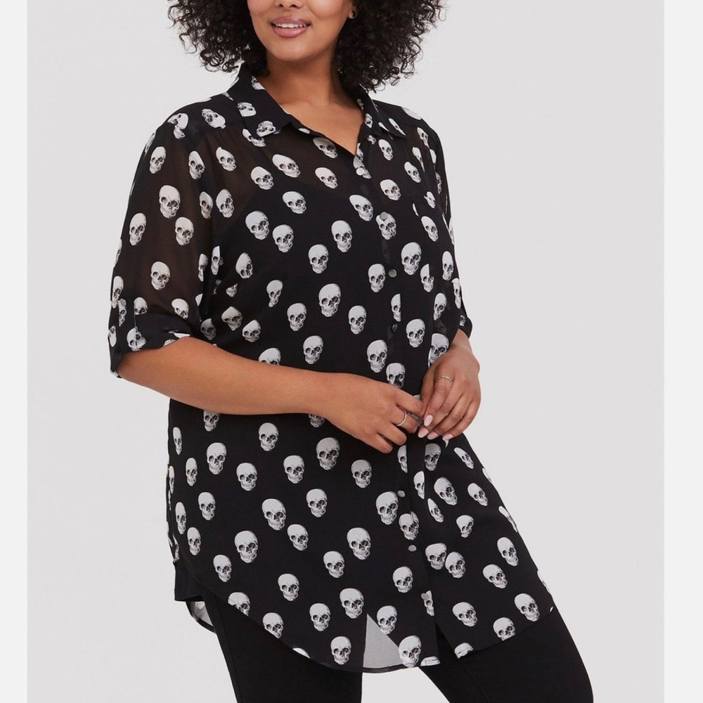 NWT Torrid Sheer Oversized Skull Tunic